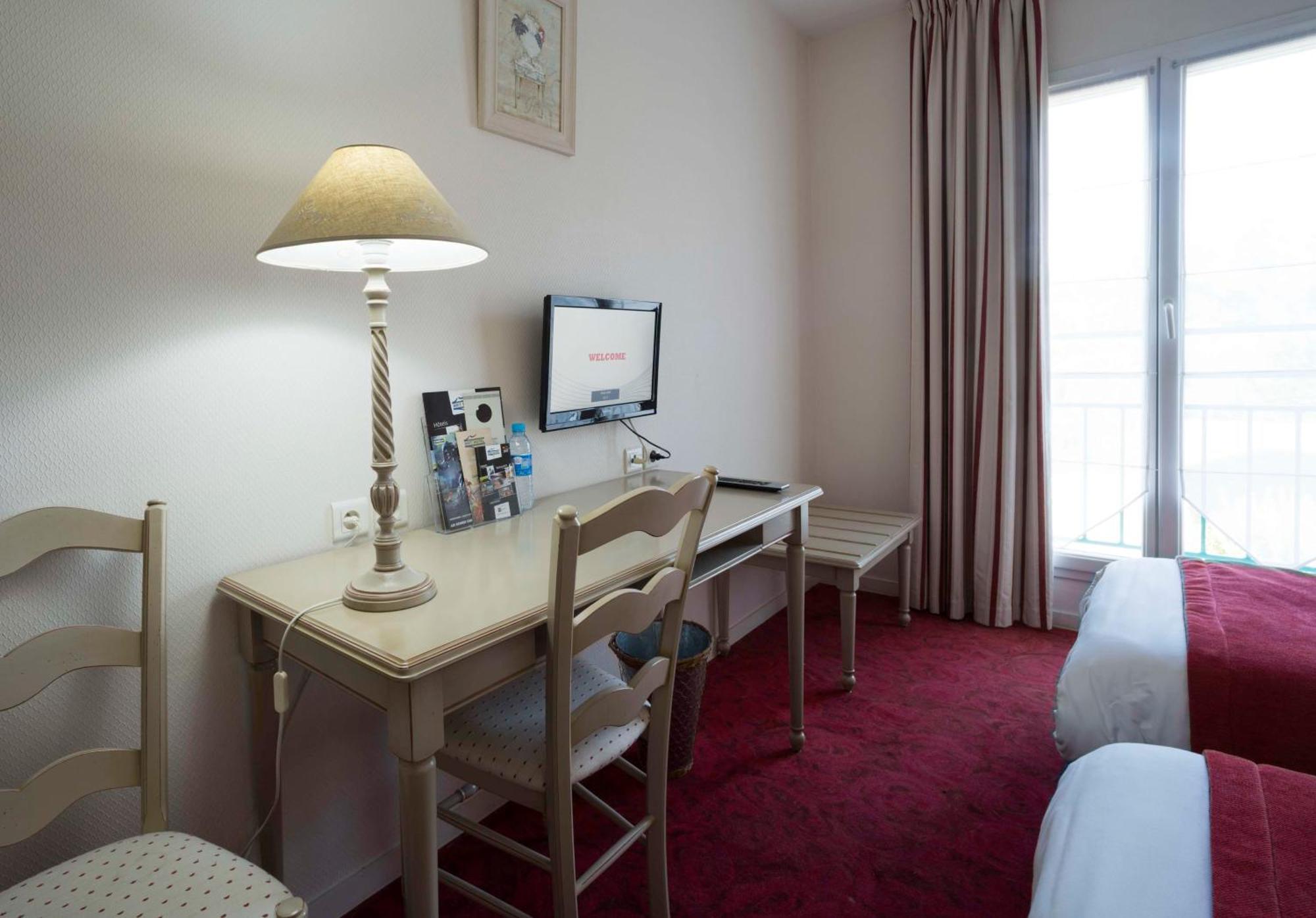 Brit hôtel Du Perche Nogent-le-Rotrou Extérieur photo