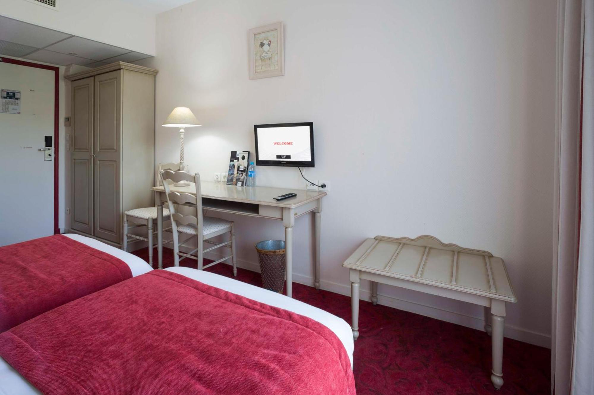 Brit hôtel Du Perche Nogent-le-Rotrou Extérieur photo