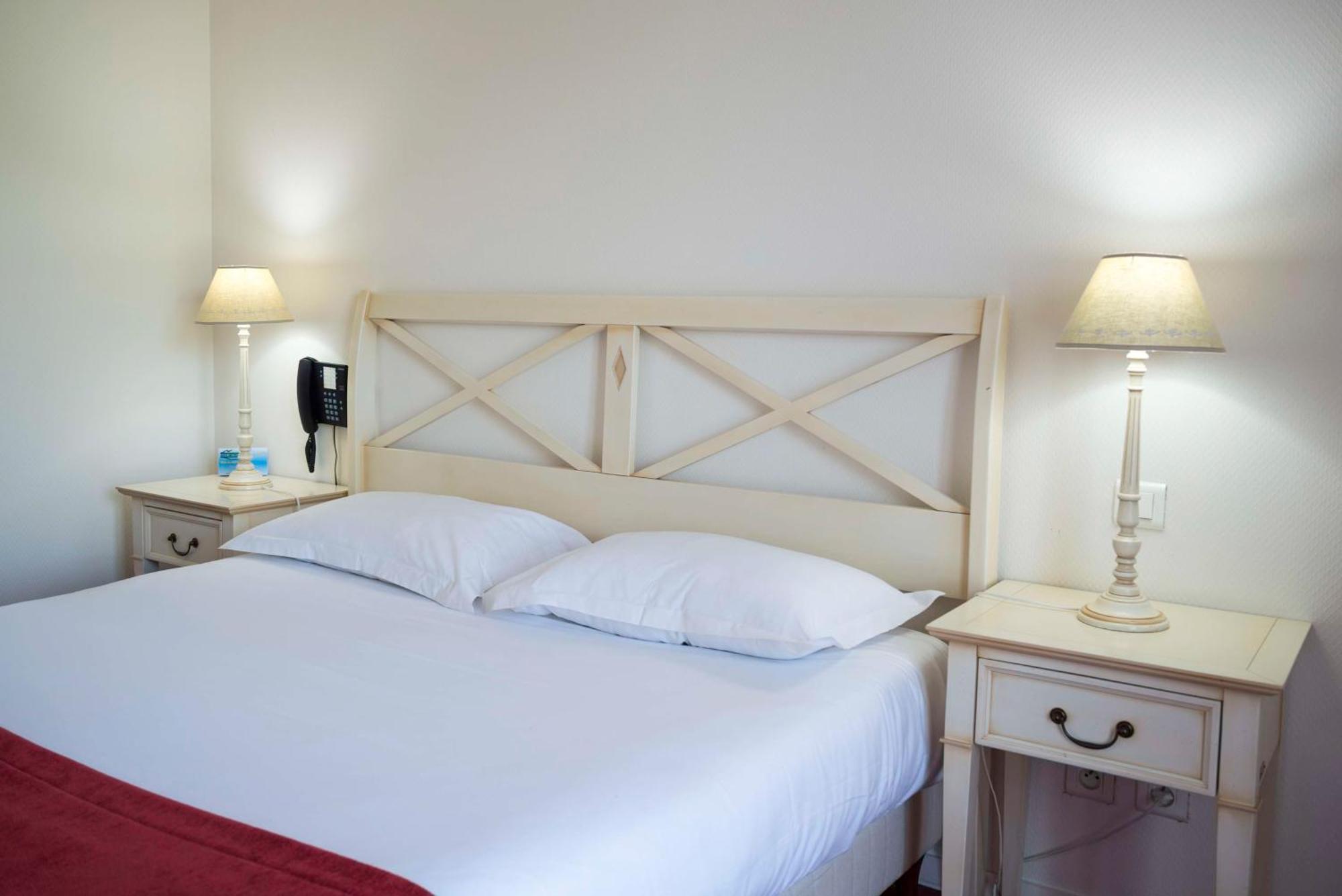 Brit hôtel Du Perche Nogent-le-Rotrou Extérieur photo
